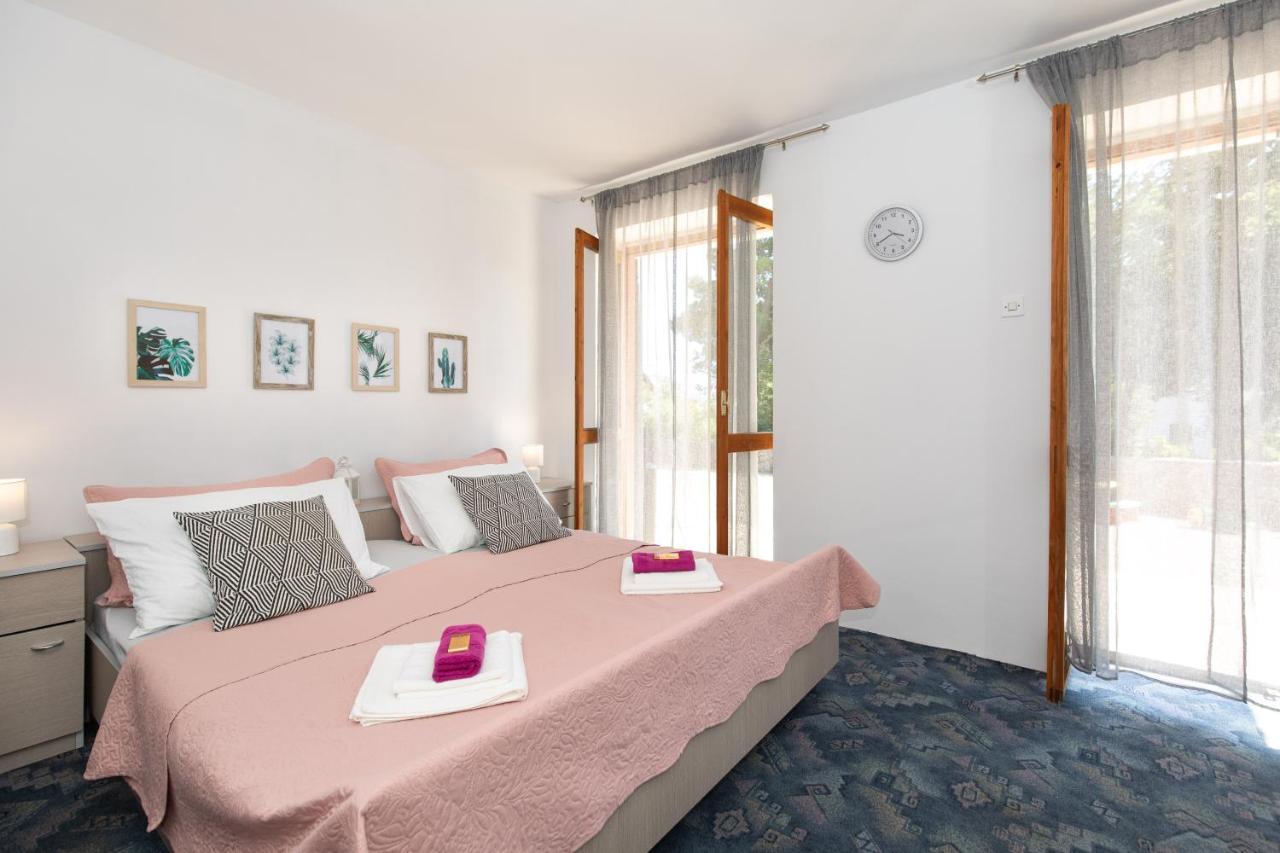 Apartment Lora Crikvenica Exterior photo