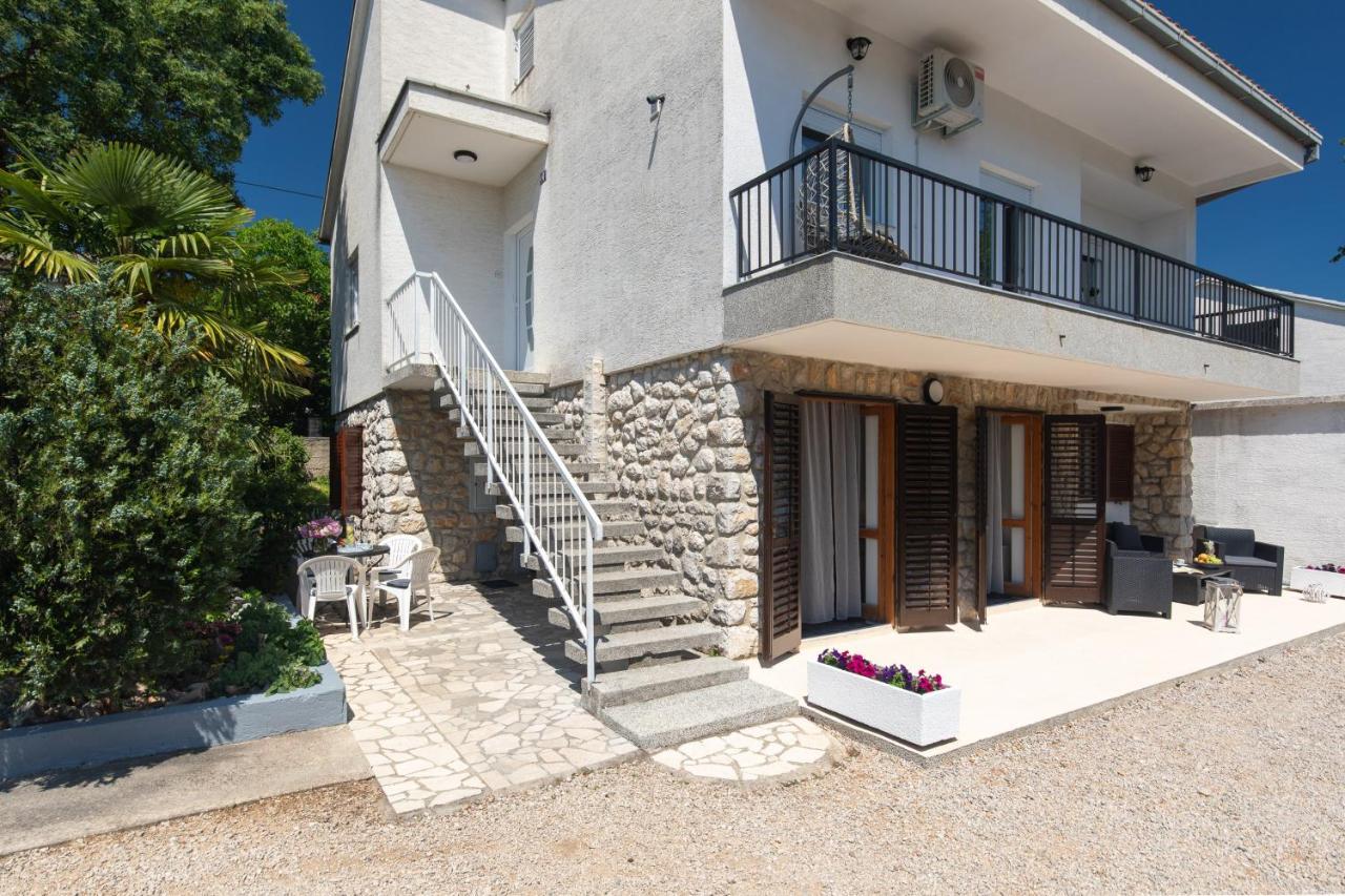 Apartment Lora Crikvenica Exterior photo