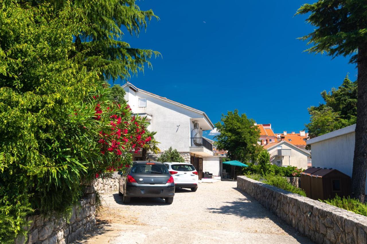 Apartment Lora Crikvenica Exterior photo